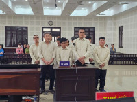 In hơn 1,6 triệu cuốn sách giáo khoa giả, 13 người lĩnh án tù