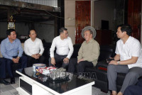 Đoàn công tác của Trung ương thăm gia đình chính sách, người có công với cách mạng tại Hà Tĩnh, Đắk Lắk