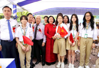 Lãnh đạo thành phố Hà Nội chúc mừng ngành Giáo dục Thủ đô nhân dịp năm học mới