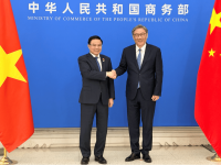Hội đàm song phương giữa Bộ trưởng Lê Mạnh Hùng với Bộ trưởng Bộ Thương mại Trung Quốc Vương Văn Đào