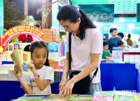 Sách thiếu nhi trước sức ép từ nền tảng số