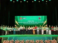TP.HCM tổ chức chương trình nghệ thuật chào mừng thành công Đại hội Hội Nông dân Việt Nam lần thứ IX