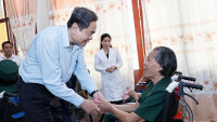 Chủ tịch Quốc hội Trần Thanh Mẫn thăm, tri ân người có công tại Thành phố Hồ Chí Minh