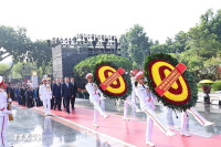Lãnh đạo Đảng, Nhà nước viếng Chủ tịch Hồ Chí Minh, tưởng niệm Anh hùng liệt sỹ