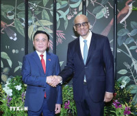 Thường trực Ban Bí thư Trần Cẩm Tú hội kiến Tổng thống Singapore Tharman Shanmugaratnam