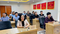 Chi bộ Nhà xuất bản Công Thương học tập, quán triệt Nghị quyết Hội nghị lần thứ tư Ban chấp hành Trung ương Đảng khóa XIV