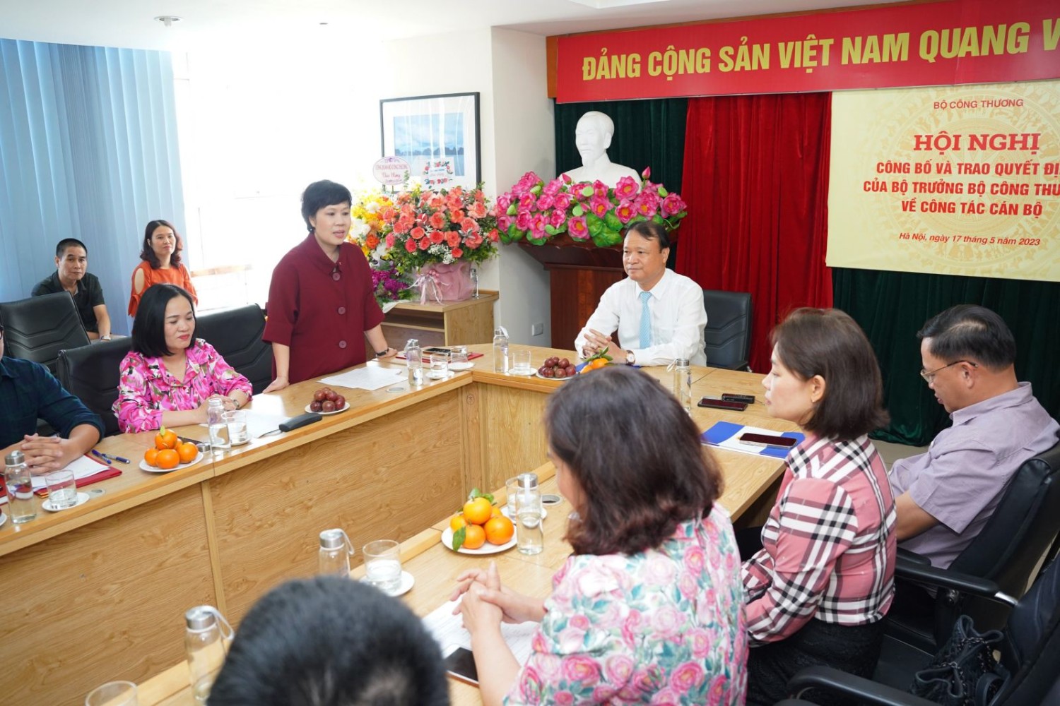 Thứ trưởng Đỗ Thắng Hải trao quyết định bổ nhiệm Giám đốc Nhà xuất bản Công thương