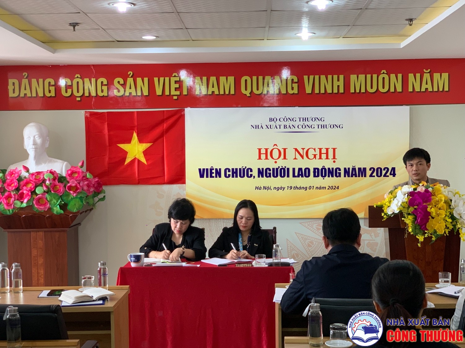 Hội nghị viên chức, người lao động năm 2024