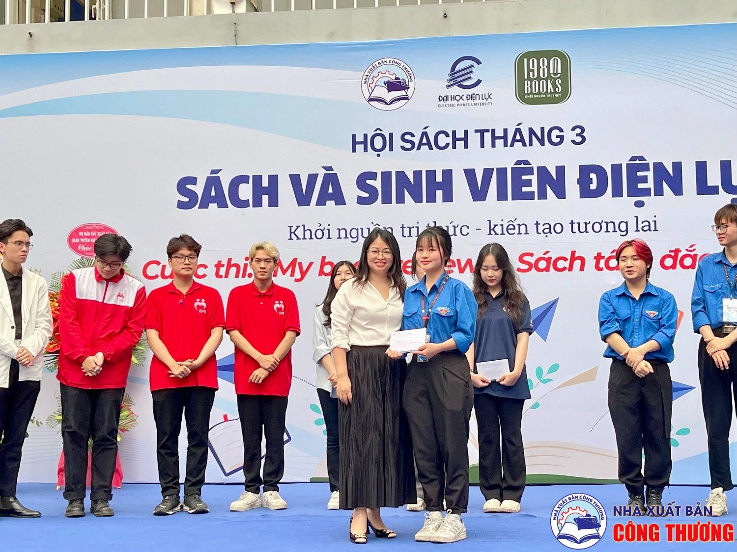 Hội sách tháng 3 Sách và sinh viên Điện lực: Khởi nguồn tri thức - kiến tạo tương lai