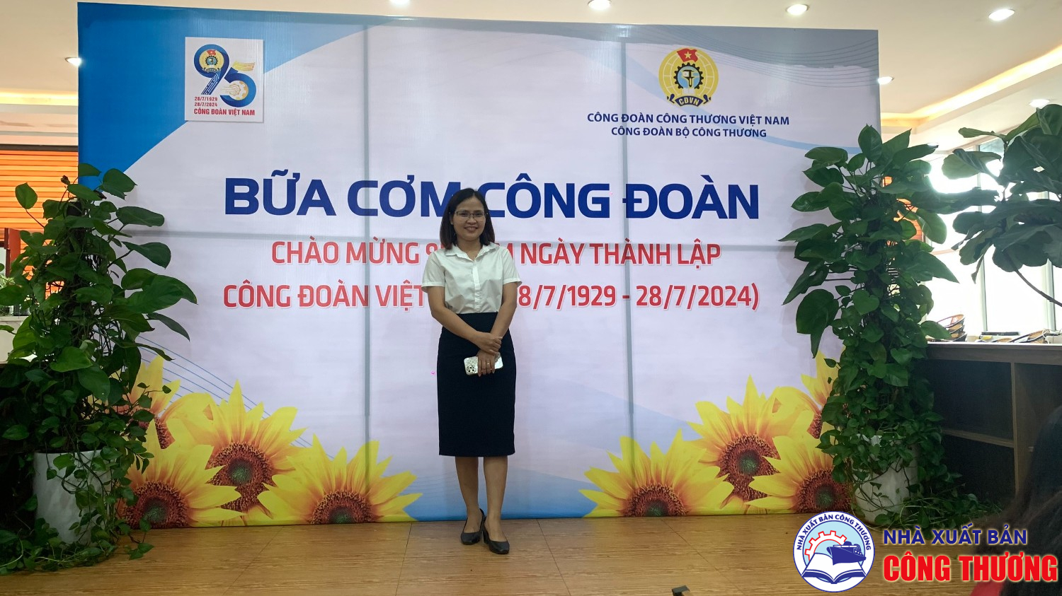 Hoạt động Bữa cơm Công đoàn ngày 15/8/2024 - Kỉ niệm thành lập Công đoàn Việt Nam