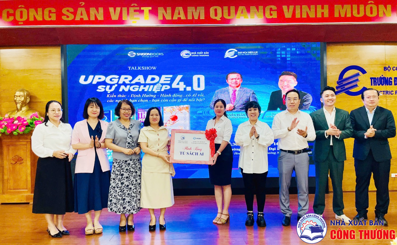 Talkshow: Upgrade Sự nghiệp 4.0 ngày 14/08/2025, phối hợp cùng Trường ĐH Điện lực và Sài Gòn Book