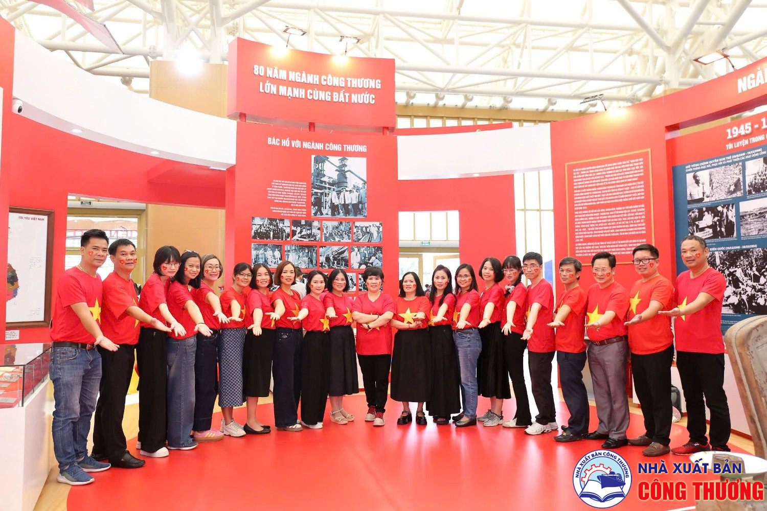 Nhà Xuất bản Công Thương tham gia Triển lãm "80 năm Hành trình Độc lập - Tự do - Hạnh phúc" tại Trung tâm Triển lãm Quốc gia, Đông Anh, Hà Nội