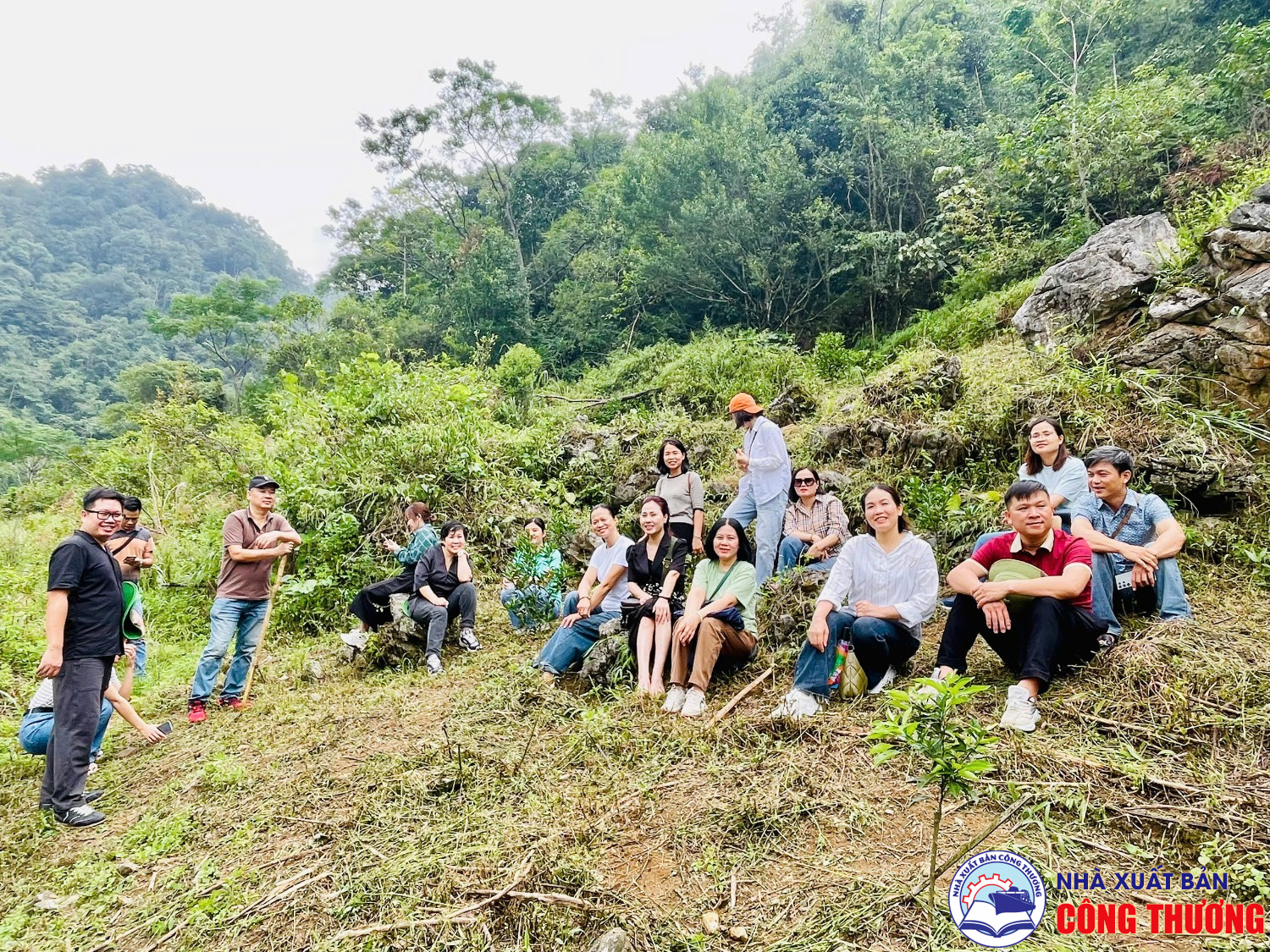 Nhà xuất bản Công thương tổ chức chương trình thiện nguyện tại Phú Thọ