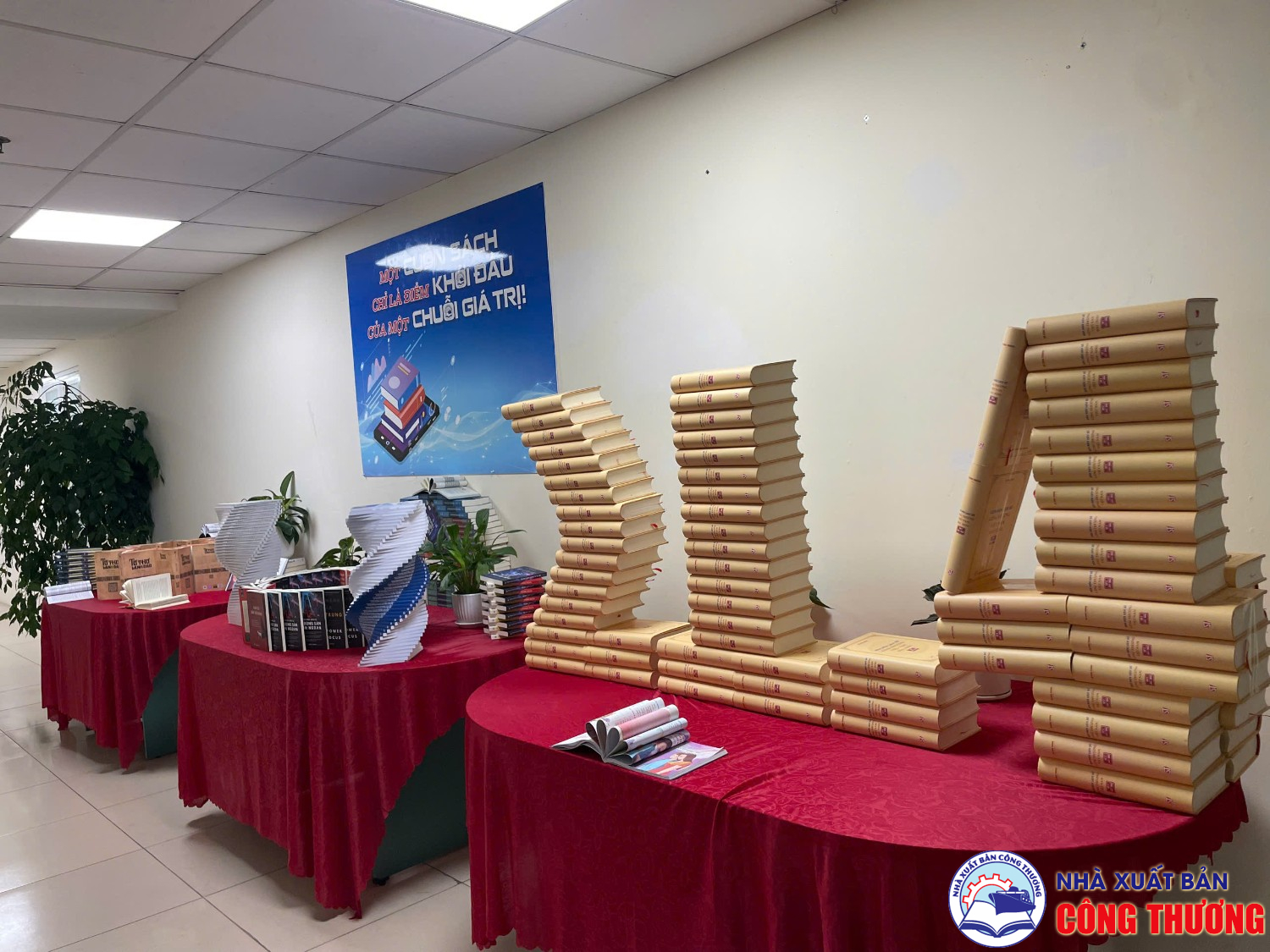 Hoạt động hưởng ứng ngày sách và văn hóa đọc lần thứ 5 - 21/4/2026 tại Nhà Xuất bản Công Thương