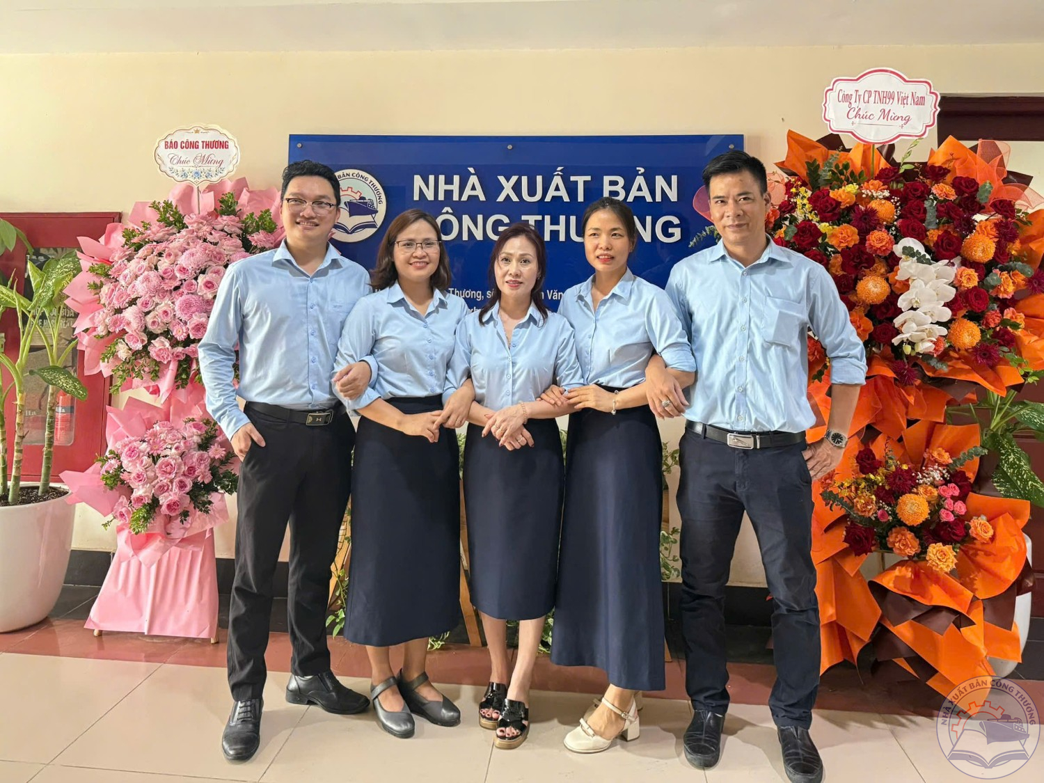 Kỷ niệm 17 năm thành lập NXB Công Thương và du lịch Vân Đồn - Quảng Ninh tháng 8 năm 2026
