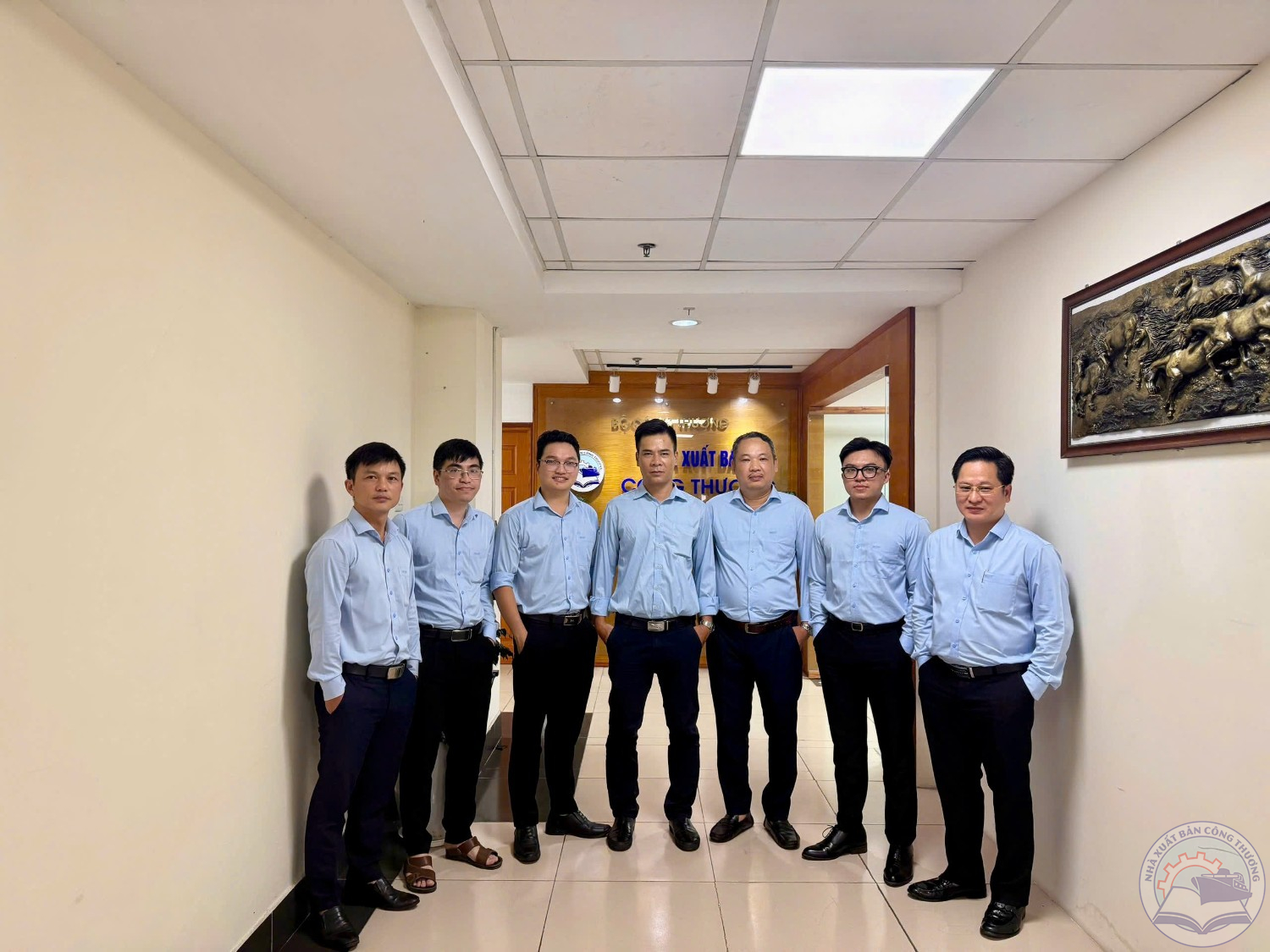 Kỷ niệm 17 năm thành lập NXB Công Thương và du lịch Vân Đồn - Quảng Ninh tháng 8 năm 2026