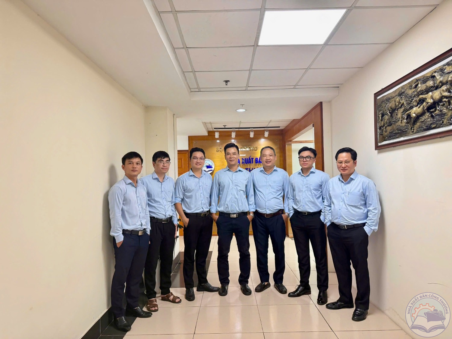 Kỷ niệm 17 năm thành lập NXB Công Thương và du lịch Vân Đồn - Quảng Ninh tháng 8 năm 2026