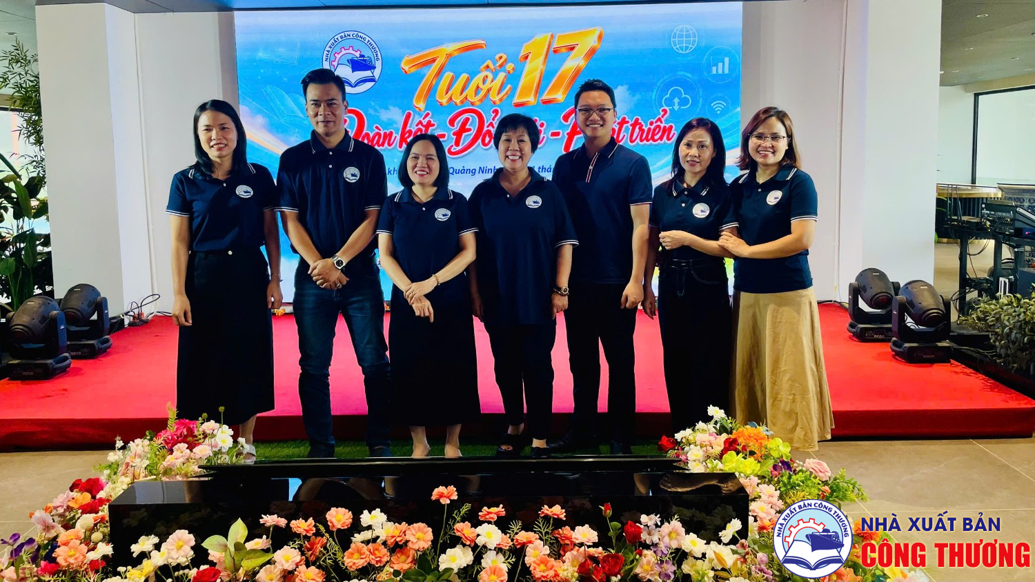 Kỷ niệm 17 năm thành lập NXB Công Thương và du lịch Vân Đồn - Quảng Ninh tháng 8 năm 2026