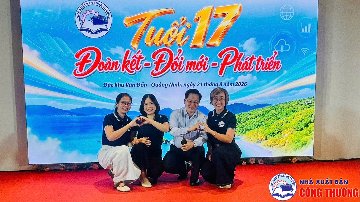 Kỷ niệm 17 năm thành lập NXB Công Thương và du lịch Vân Đồn - Quảng Ninh tháng 8 năm 2026