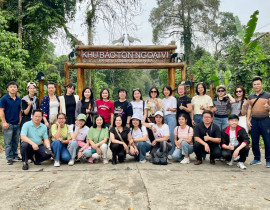 Hoạt động thăm và công tác tại vườn quốc gia Ninh Bình